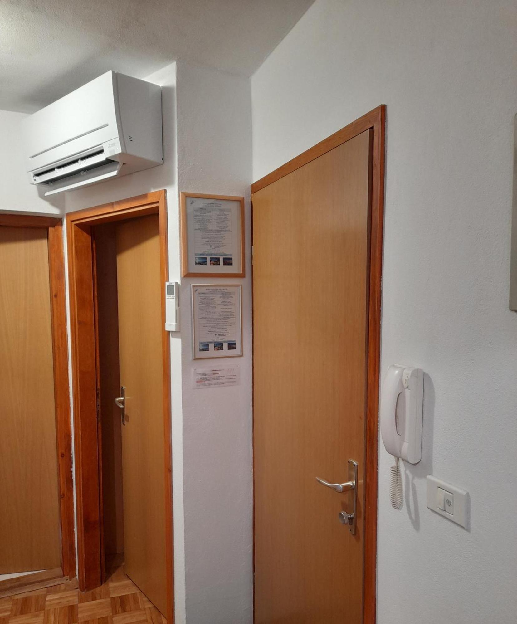 Blue Piran Apartment Exterior photo